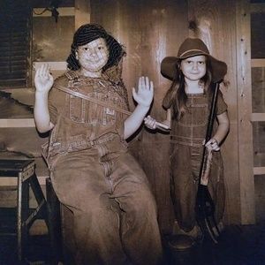 Meet your Posher, Melanie